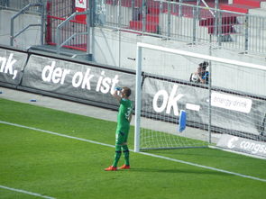 九游游戏中心官网-中国足球国际友谊赛中战术尝试与教练心态探索，国足 友谊赛