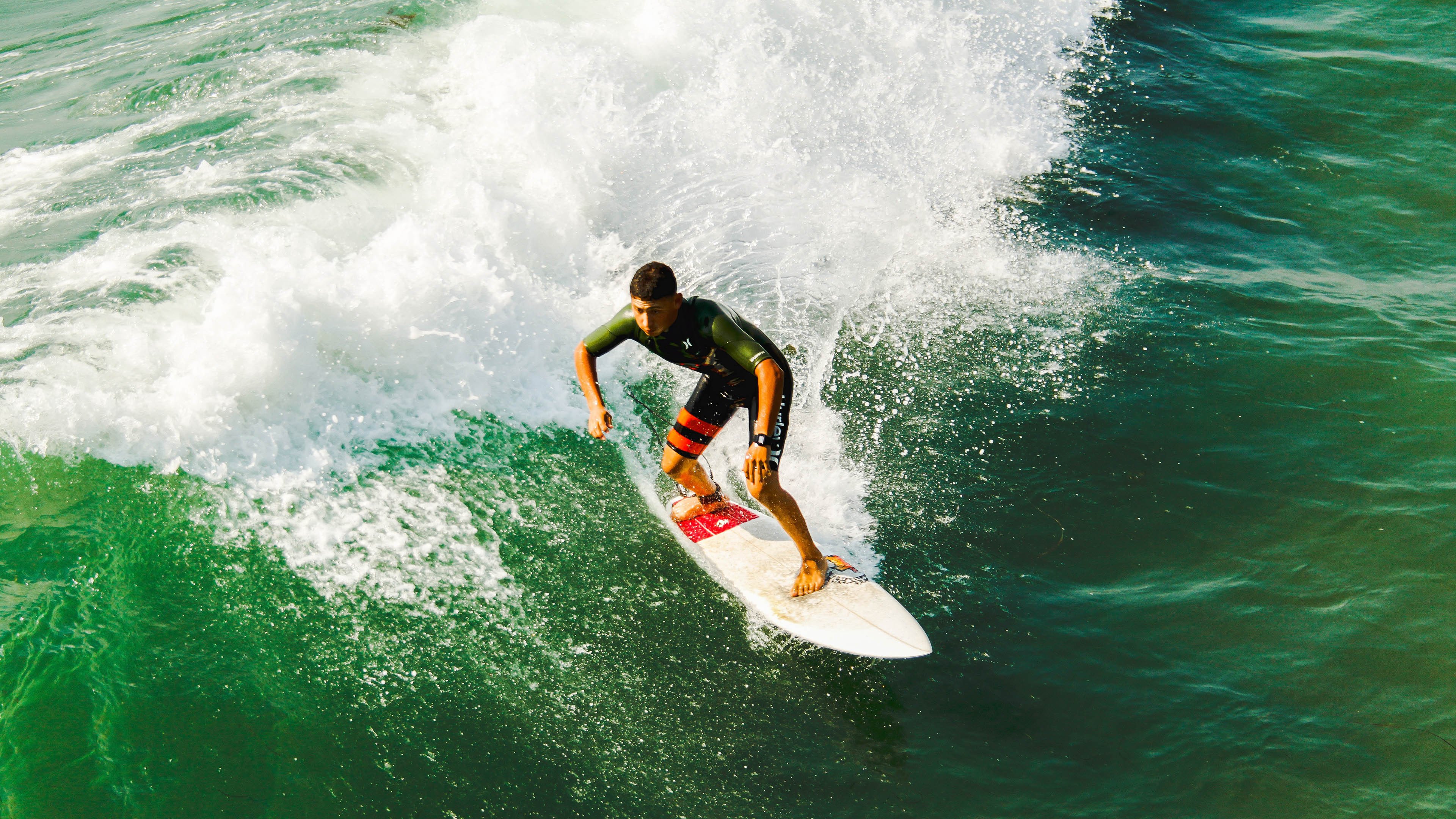 中国足球职业联赛提高比赛组织效率,如何提高我国足球水平